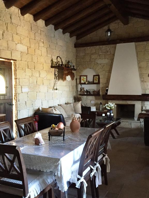Maroni Paradise Traditional House מראה חיצוני תמונה